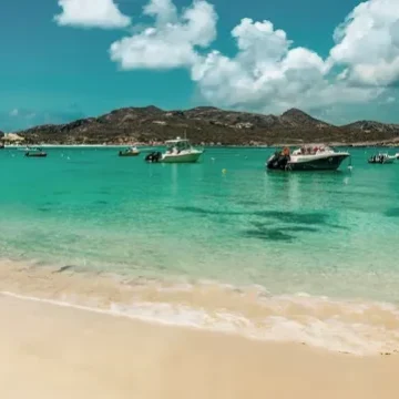 Villa-Hemingway-carribean turtles beach-stbarth-island 361x361
